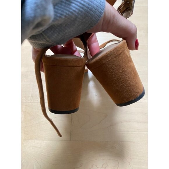 AEROSOLES "Emmex" tan faux suede block heel ankle strap Women  NEW sandal - Picture 6 of 9